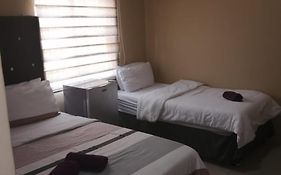 Royal Guest Lodge